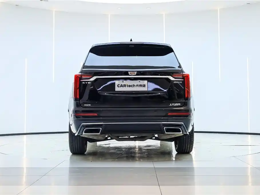 Cadillac XT6 2022 2.0T мест Luxury