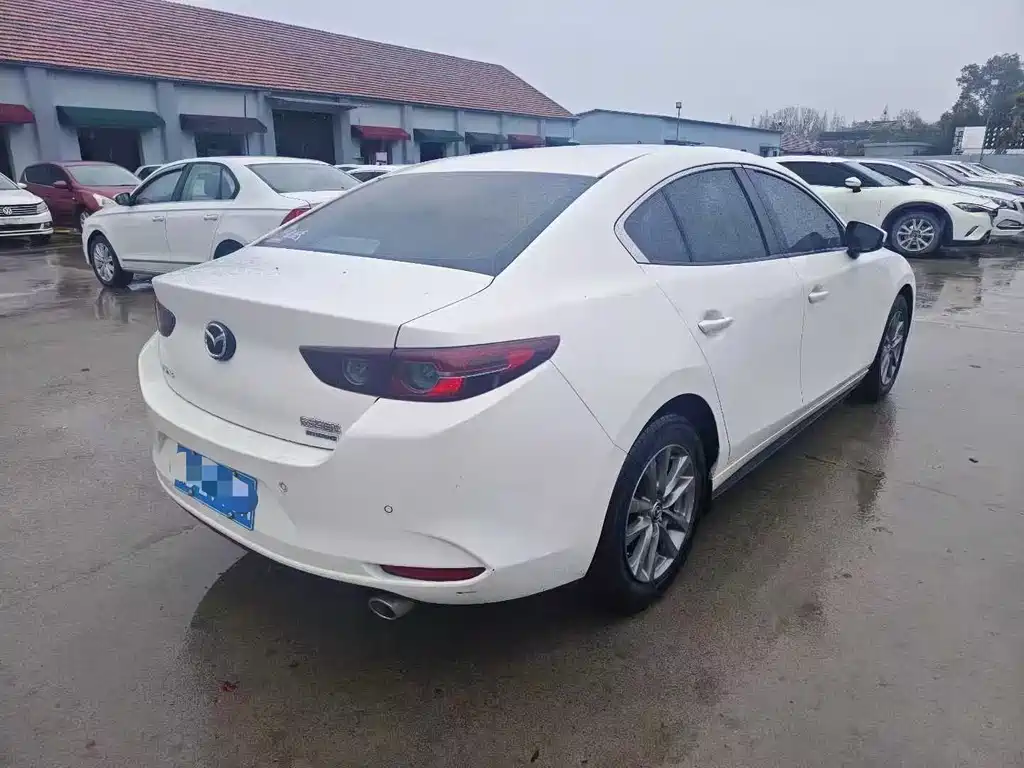 MAZDA 3 ANGKESAILA