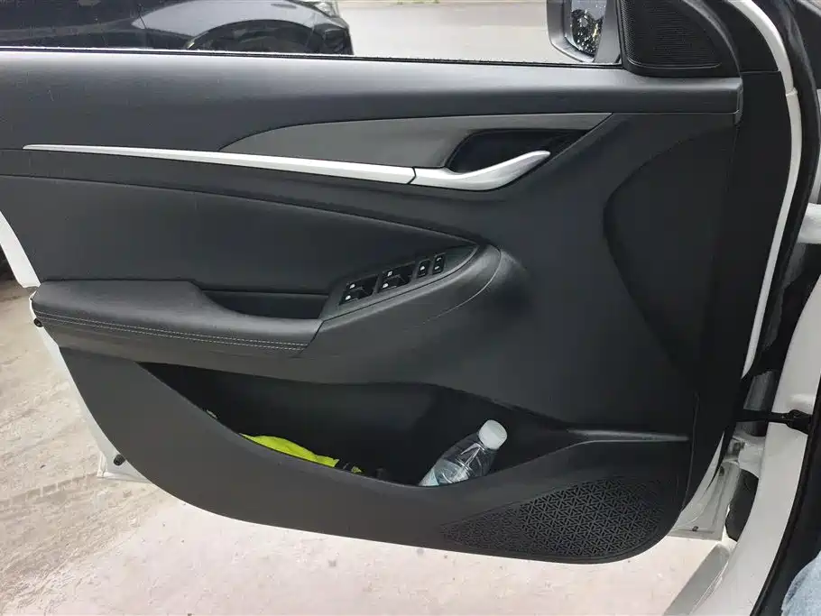 Changan Eado 2025 PLUS 1.5L MT Luxury