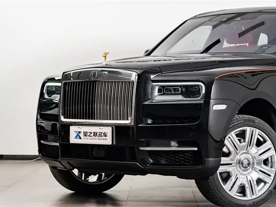 Rolls-Royce Cullinan 2024 мест