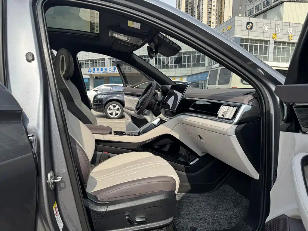 BYD Song Plus PLUS 2025 EV 520km Luxury