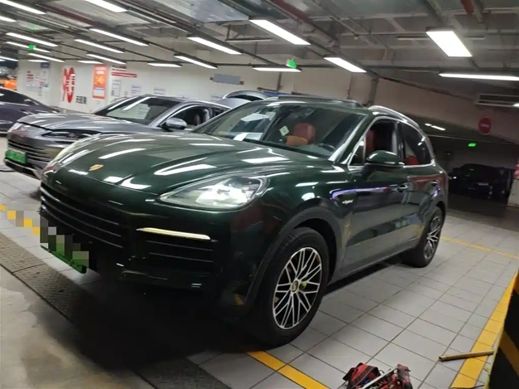 Porsche Cayenne Hybrid 2019