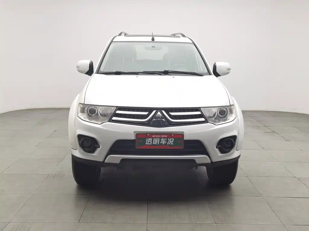 Mitsubishi Pajero Sport — миниатюра 3