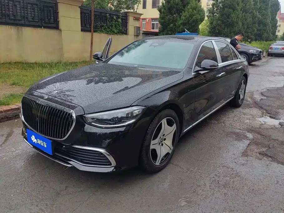 Mercedes-Benz S-Class 2023