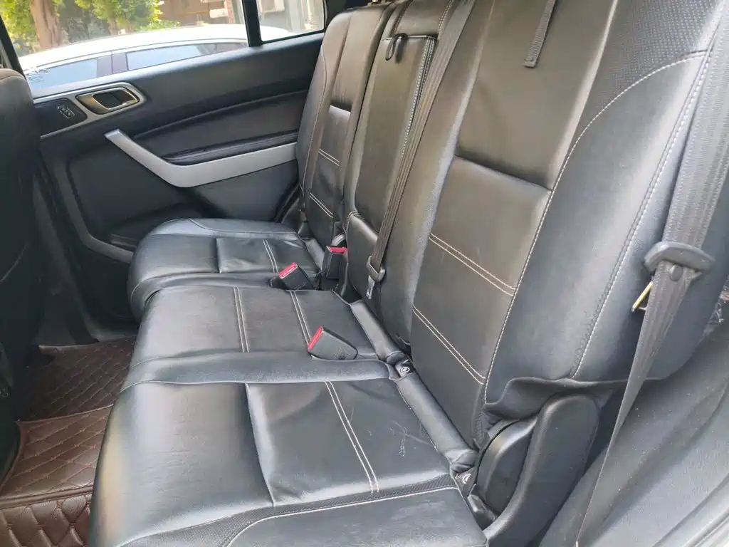 Ford Everest — миниатюра 13