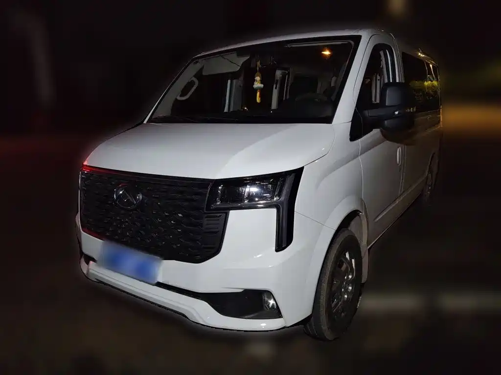 MAXUS V80