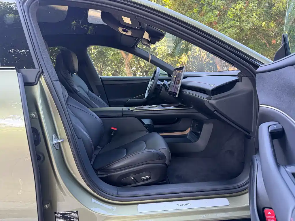 XIAOMI CAR XIAOMI SU7