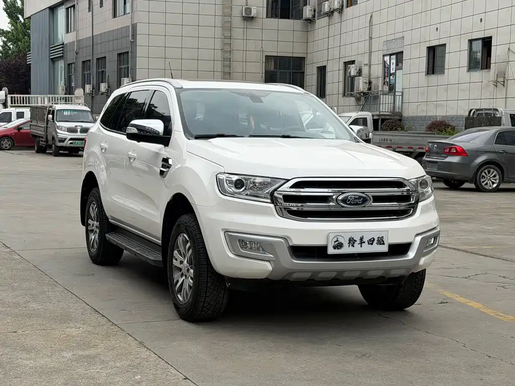 Ford Everest — миниатюра 3