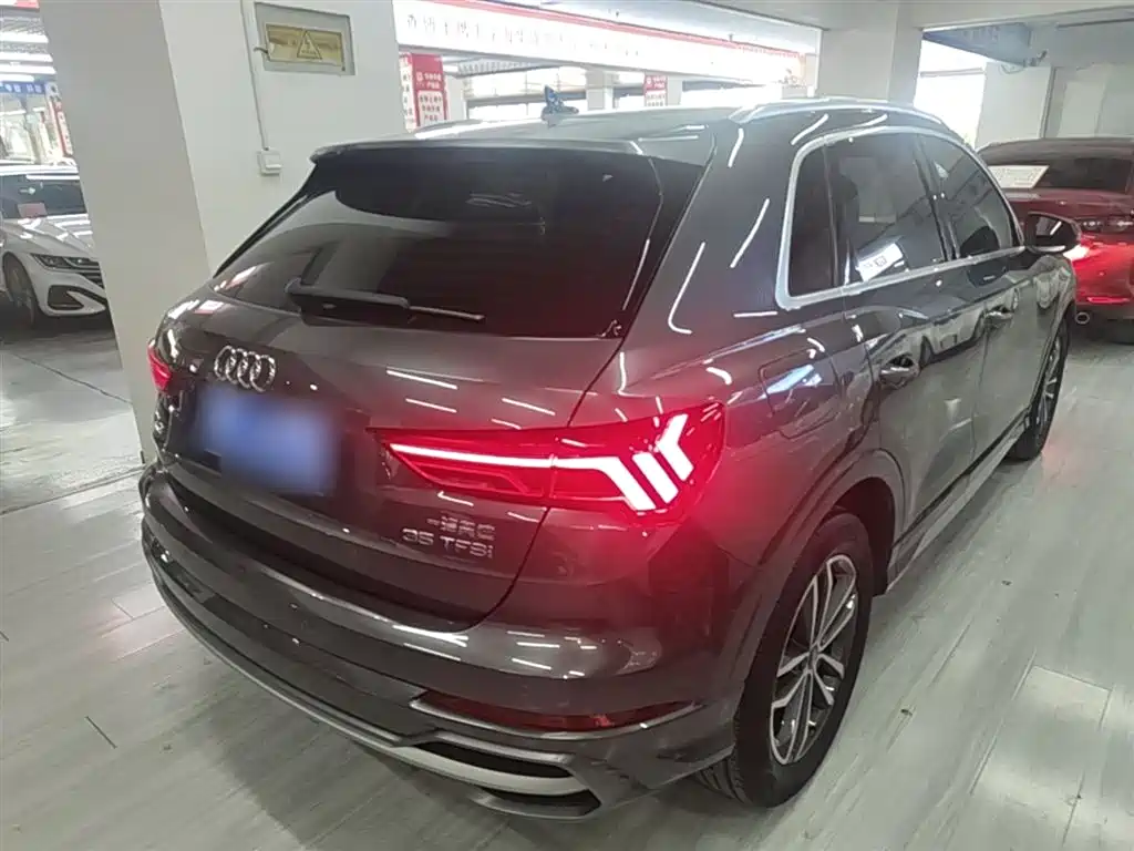 Audi Q3 2021 35 TFSI