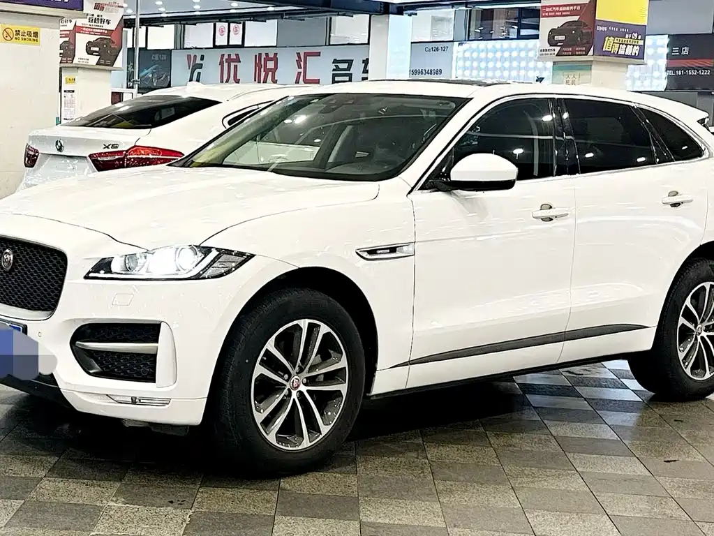 Jaguar F-PACE — миниатюра 2