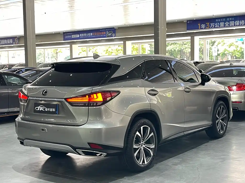 Lexus RX — фотографии объявления, Фото 13
