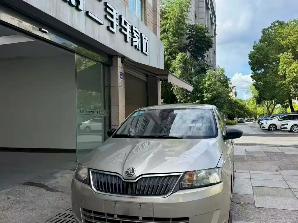 Skoda Rapid