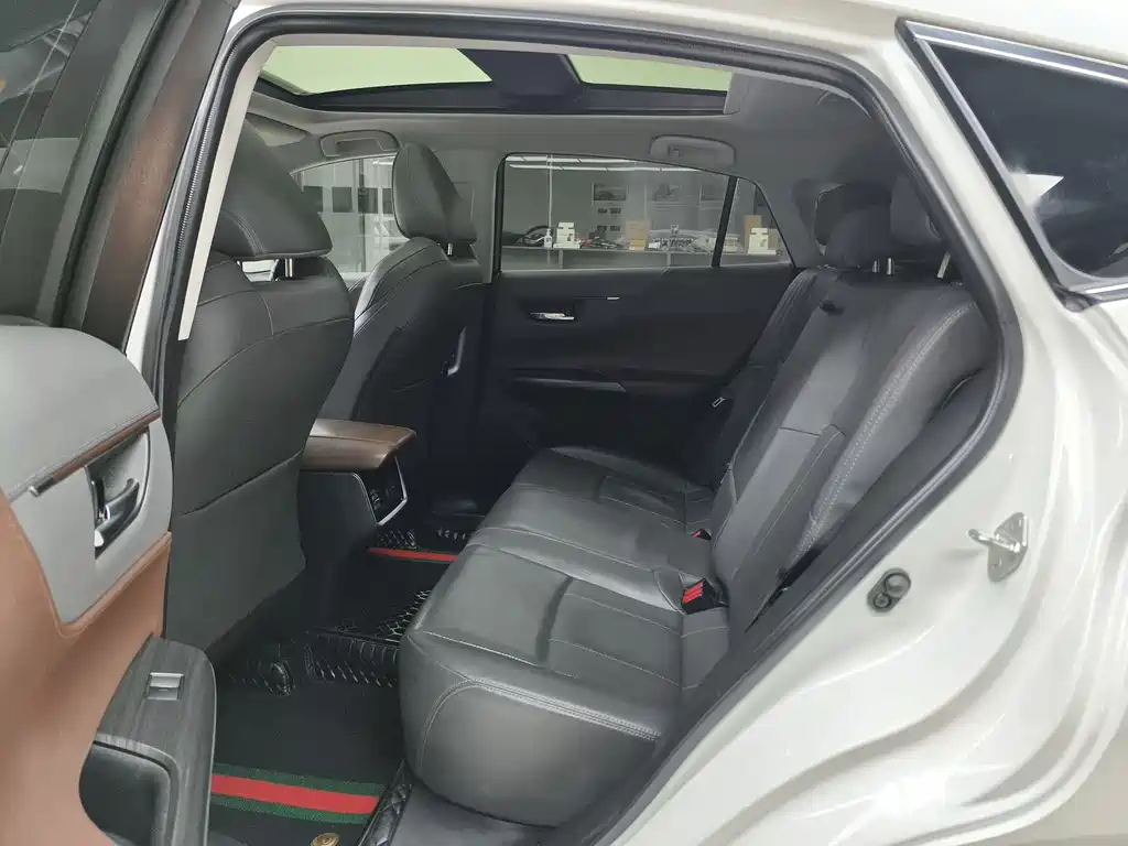 TOYOTA LING FANG HARRIER