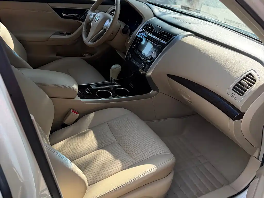 Nissan Teana — миниатюра 4