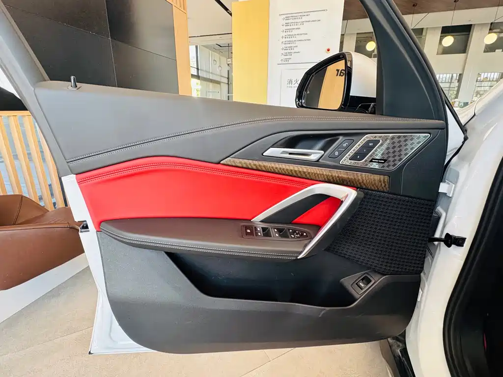 BMW X1 — миниатюра 9