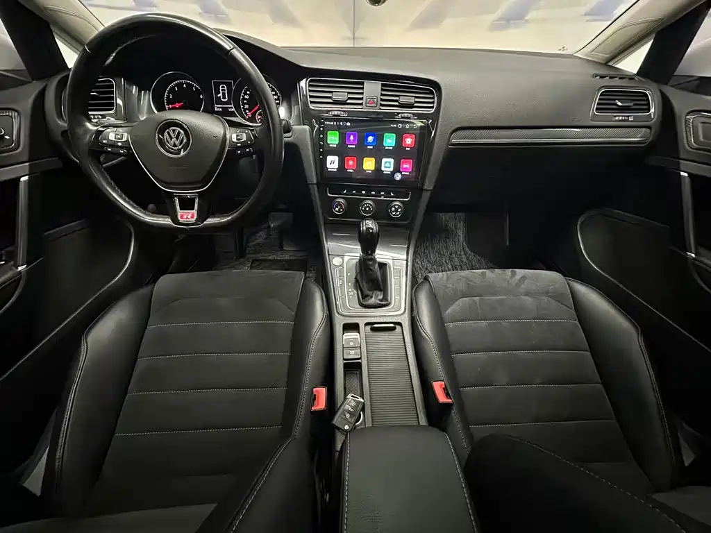 Volkswagen Golf — миниатюра 8