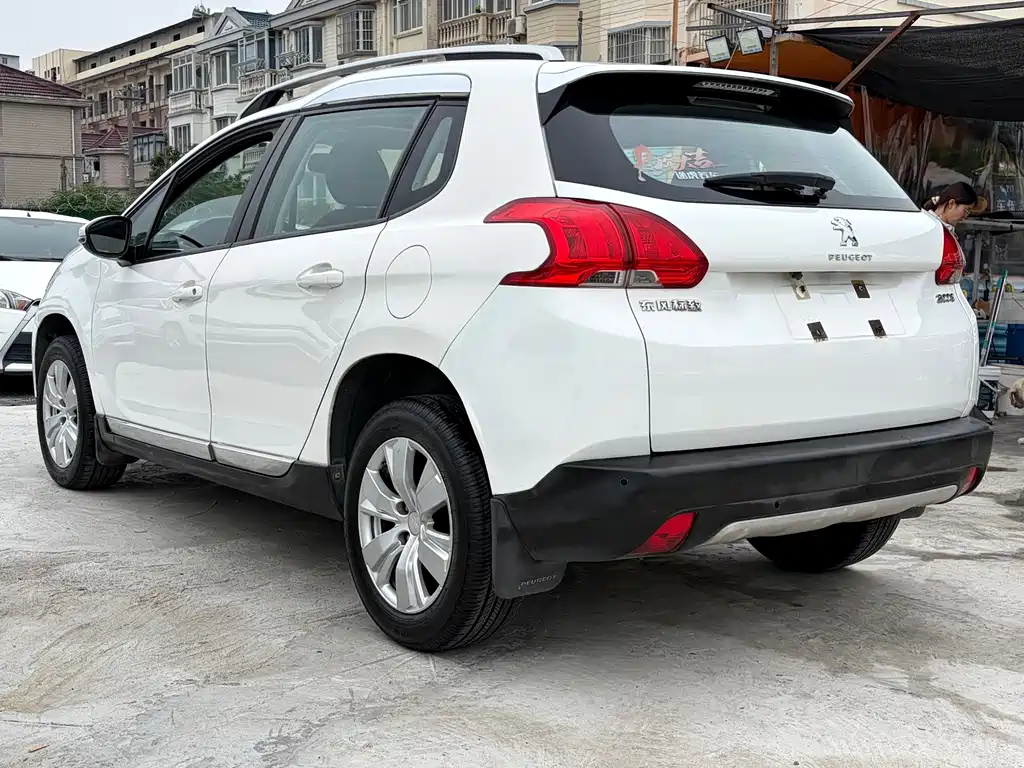 Peugeot 2008 — миниатюра 7