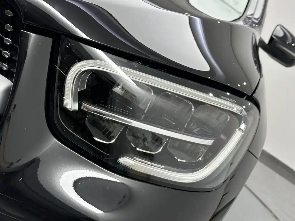 Mercedes-Benz GLC — миниатюра 20