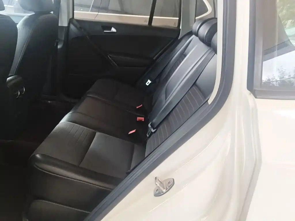 Volkswagen Tiguan — миниатюра 17