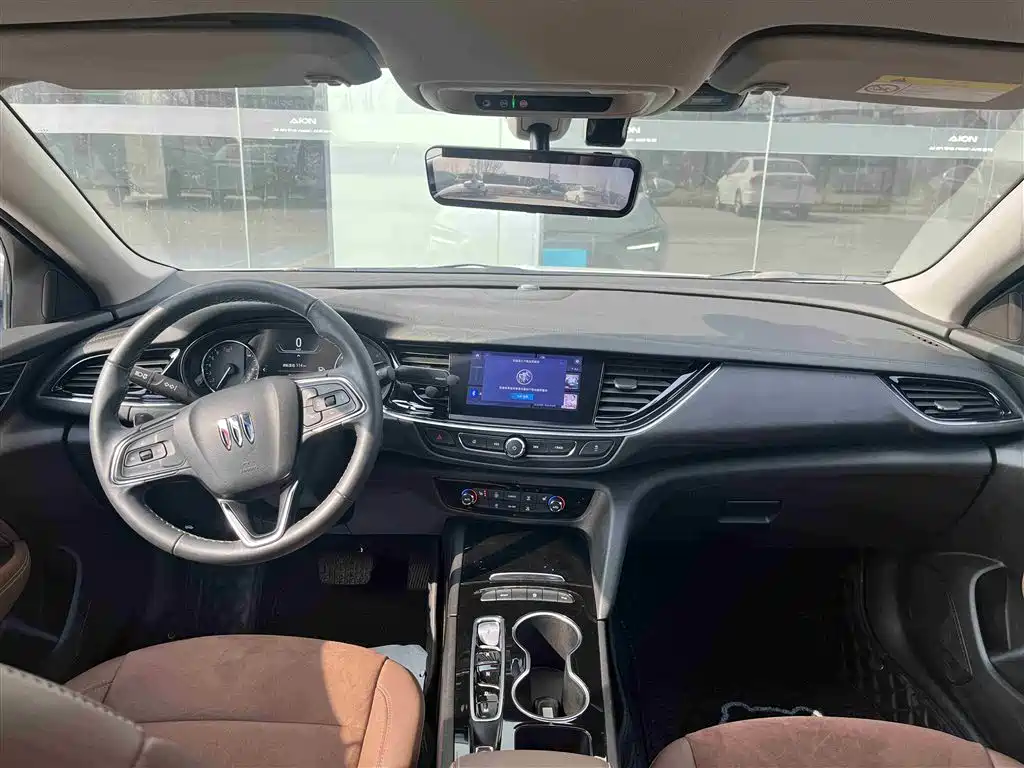 Buick Regal 2024 28T