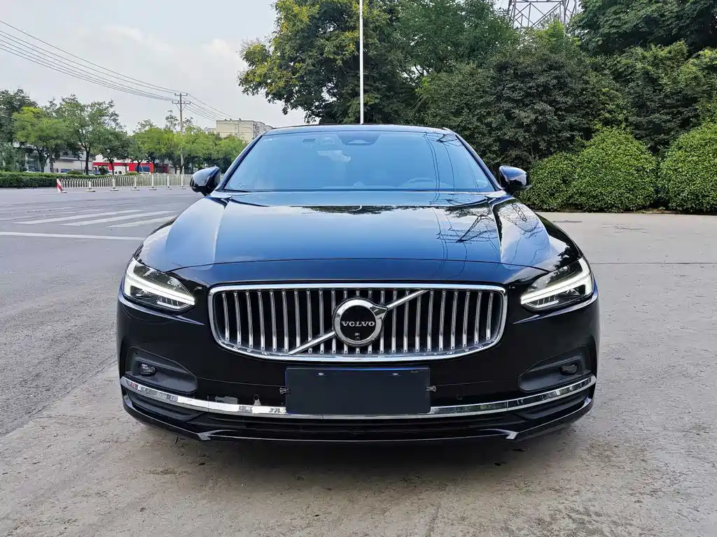 Volvo S90 — миниатюра 2