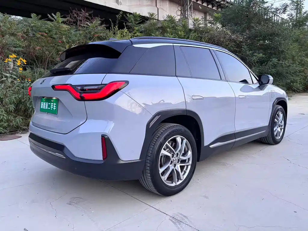 NIO ES6 — миниатюра 9