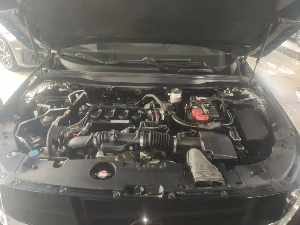Honda Accord — миниатюра 16