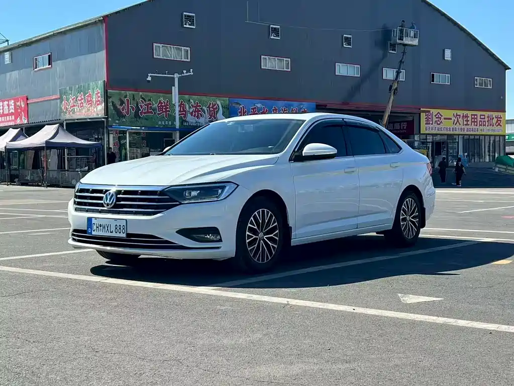 Volkswagen Sagitar 2019