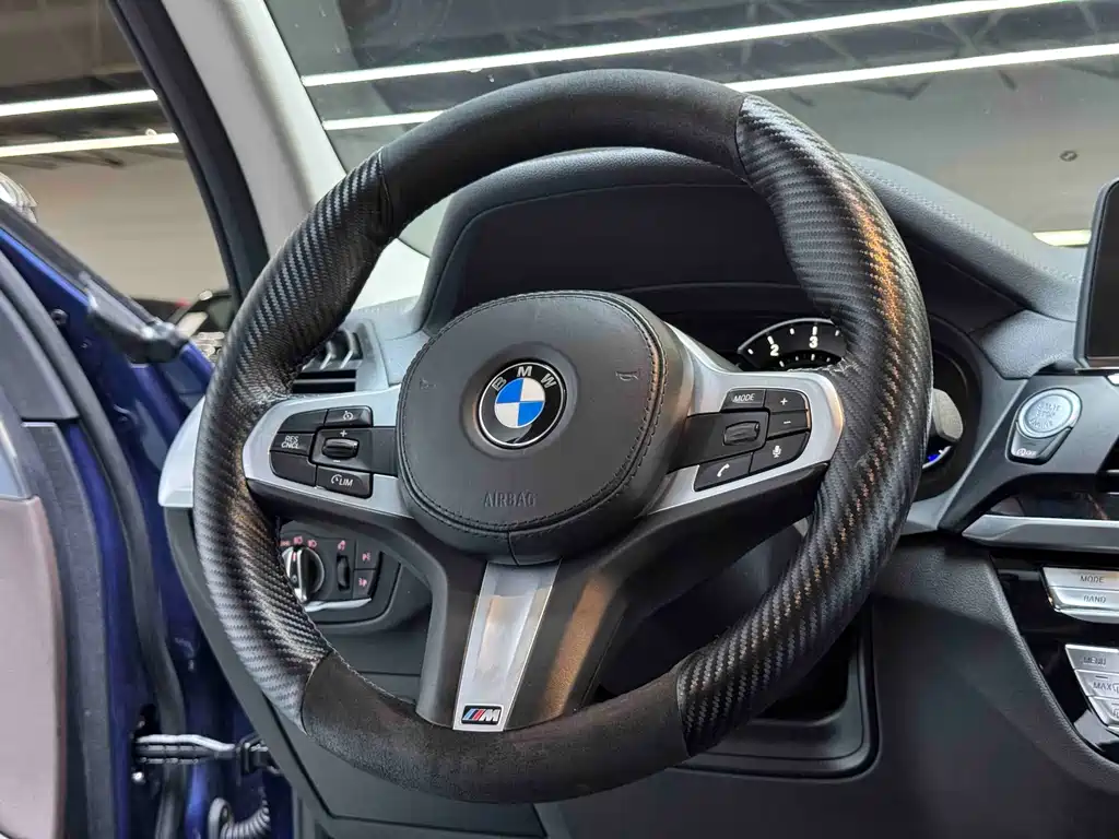 BMW X3 — миниатюра 10