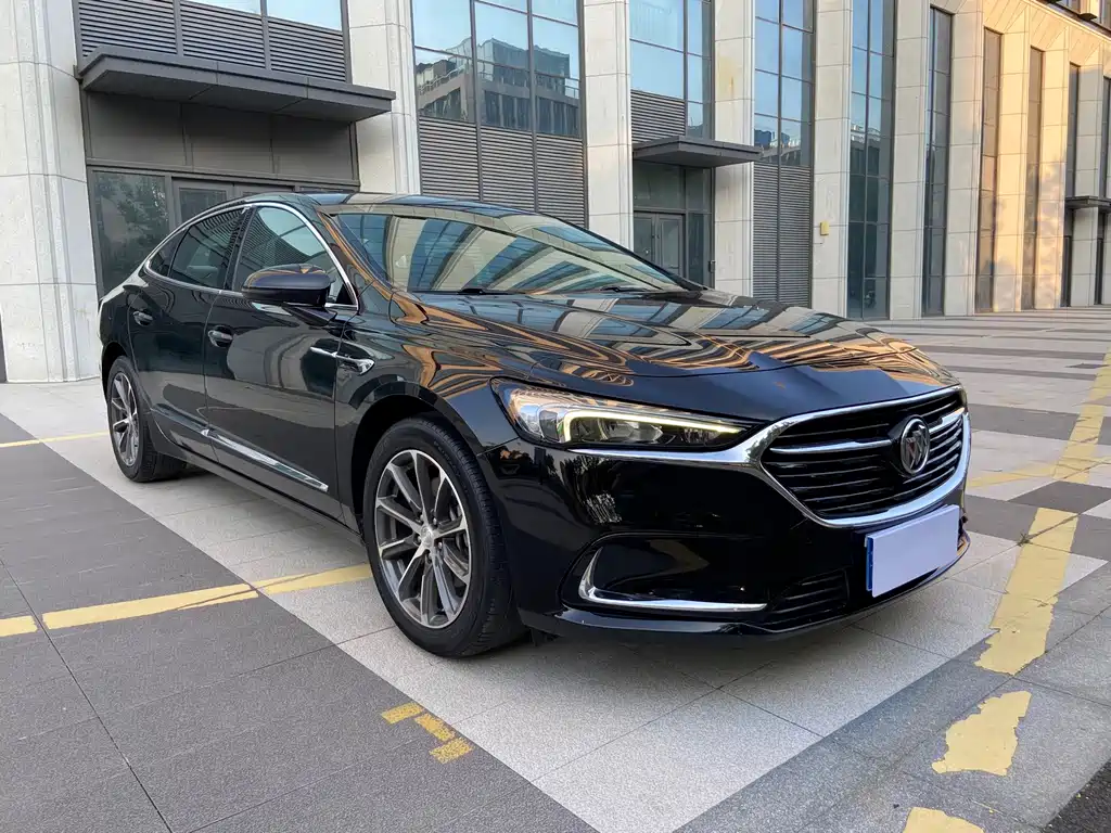 Buick LaCrosse — миниатюра 7