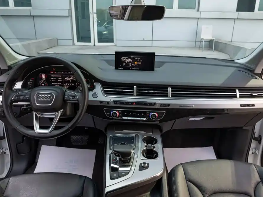Audi Q7 — миниатюра 5