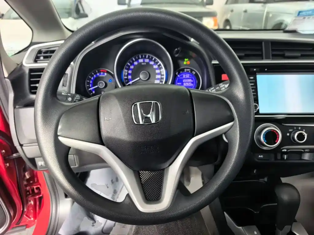 Honda Fit — миниатюра 11