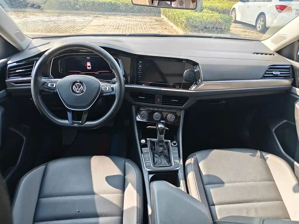 Volkswagen Sagitar — миниатюра 6