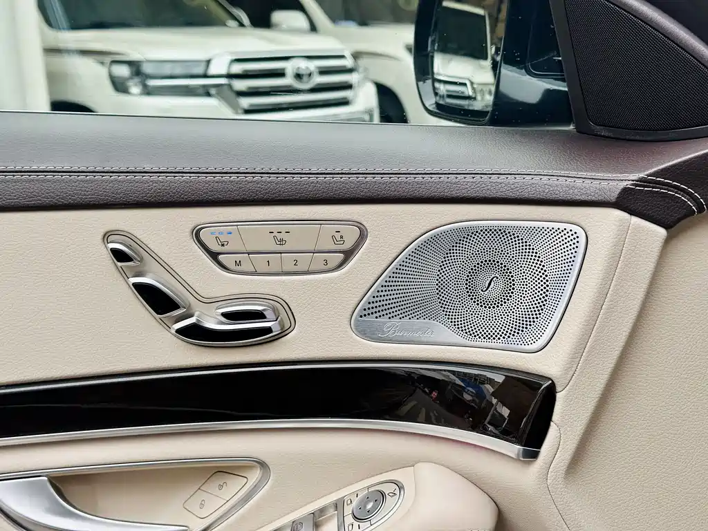 Mercedes-Benz S-Class — миниатюра 15