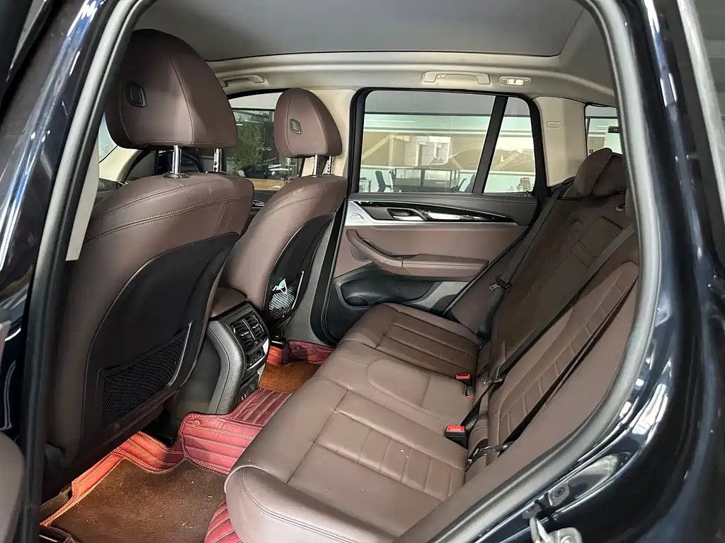 BMW X3 — миниатюра 10