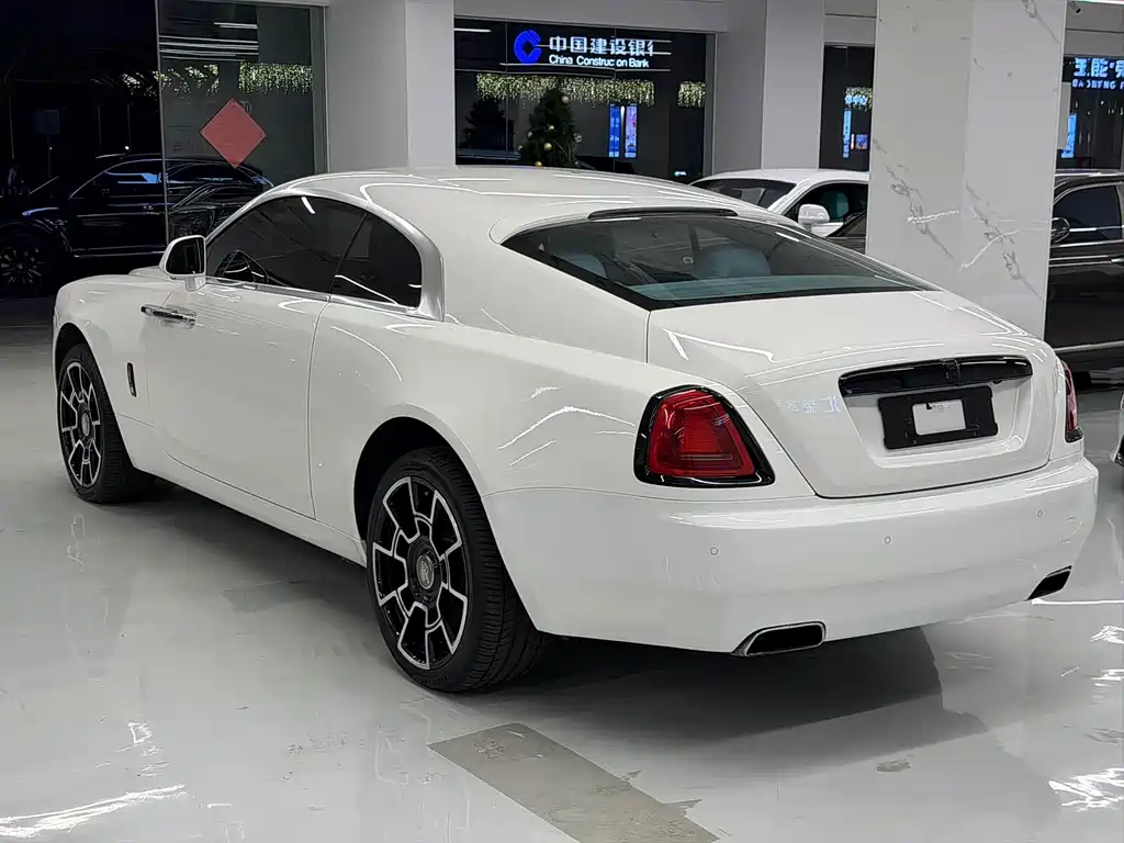 Rolls-Royce Wraith — миниатюра 8