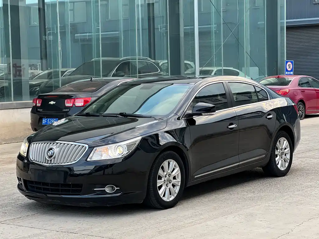 Buick LaCrosse 2012
