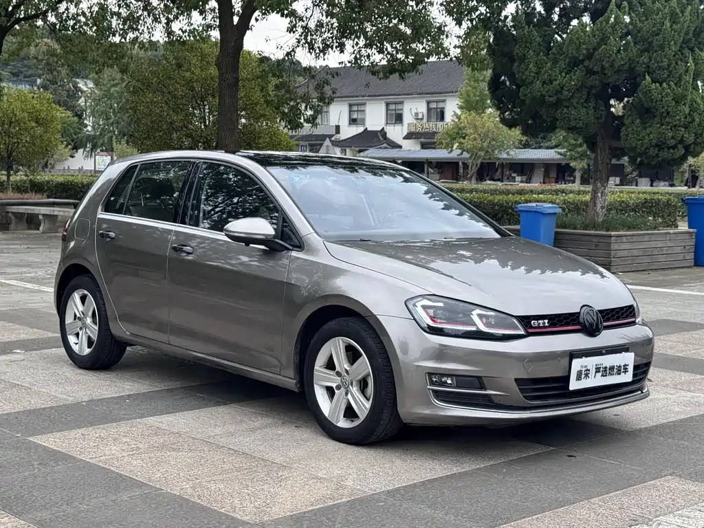 Volkswagen Golf — миниатюра 3