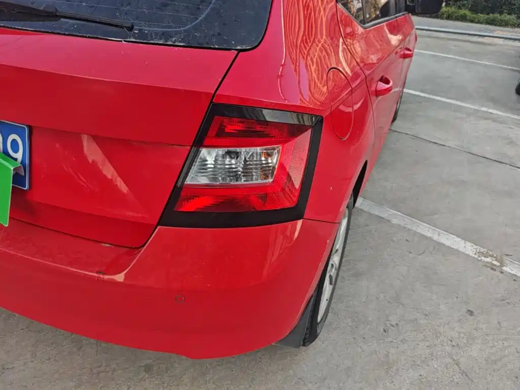 Skoda Fabia — миниатюра 8