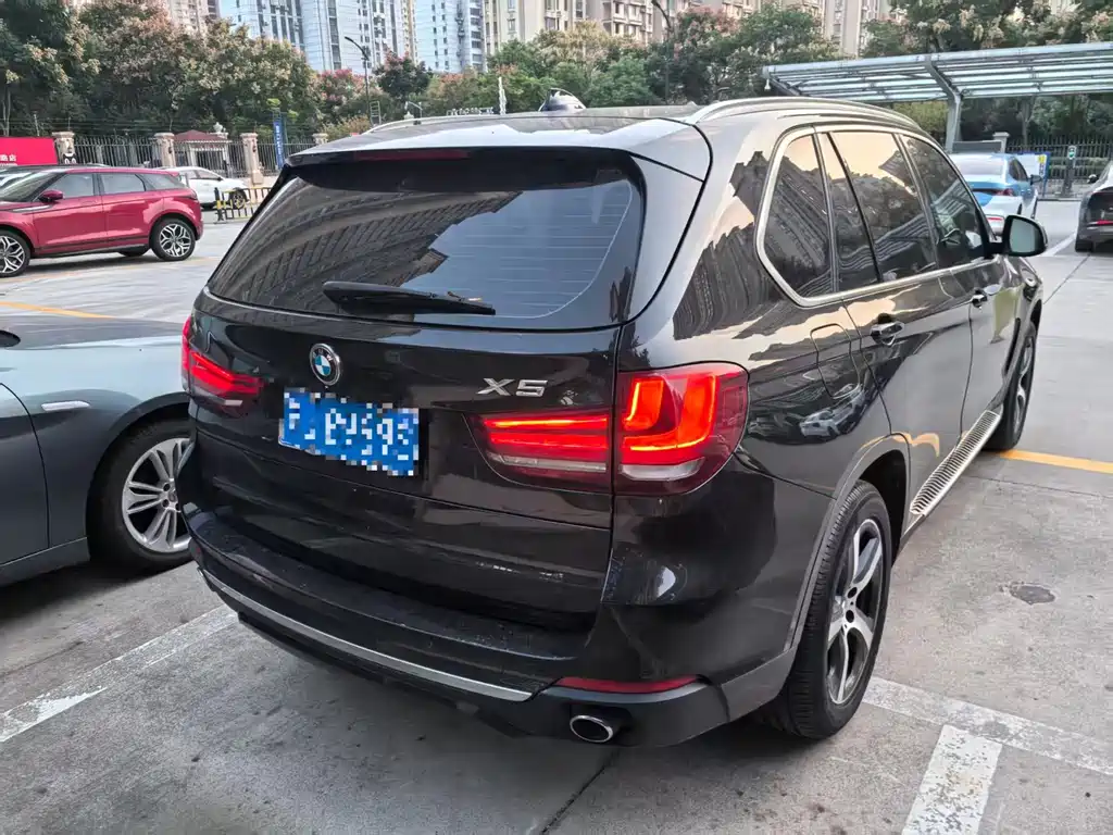 BMW X5 (Import) — миниатюра 4