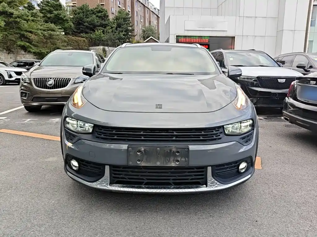 Lynk & Co 02 — миниатюра 3