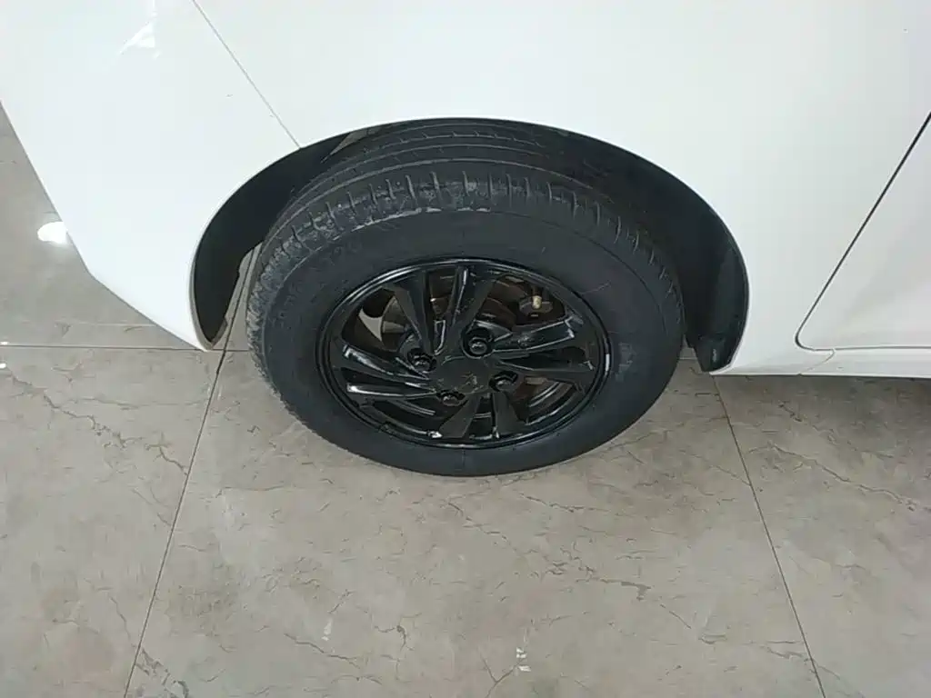Wuling MINIEV — миниатюра 23