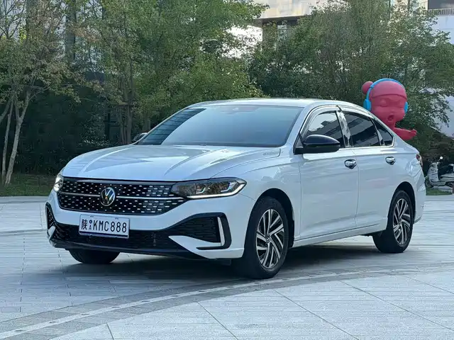 VOLKSWAGEN LAVIDA 2024