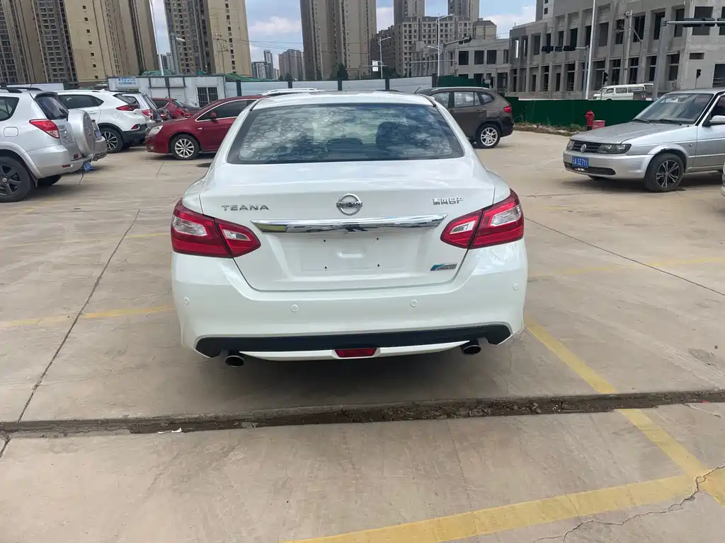 Nissan Teana — миниатюра 4