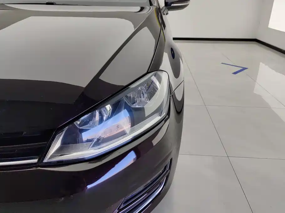 Volkswagen Golf — миниатюра 5