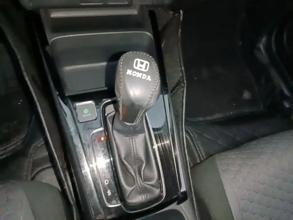 Honda Fit — миниатюра 14