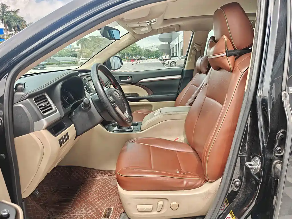 Toyota Highlander — миниатюра 5
