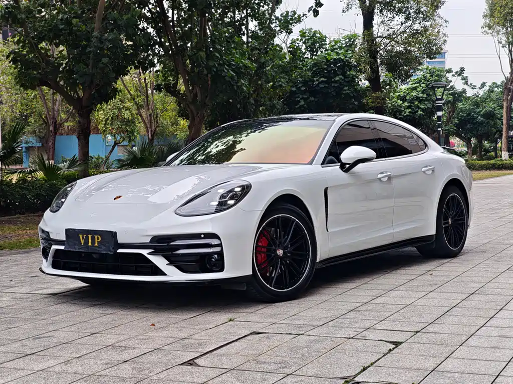 Porsche Panamera 2018