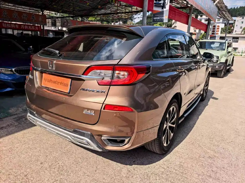 Honda Avancier — миниатюра 8