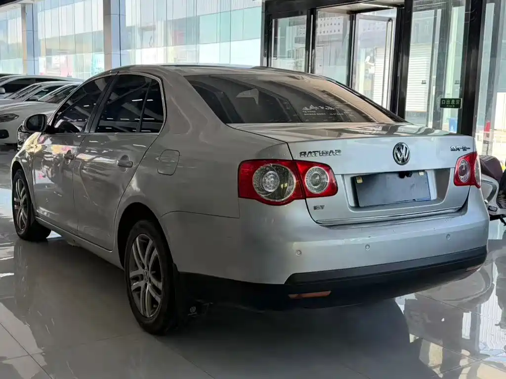 Volkswagen Sagitar — миниатюра 4